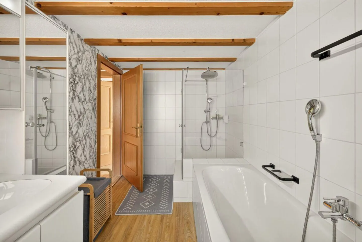 Vivre sur plusieurs niveaux - Appartement en duplex avec terrasse spacieuse - Photo 12 sur 22