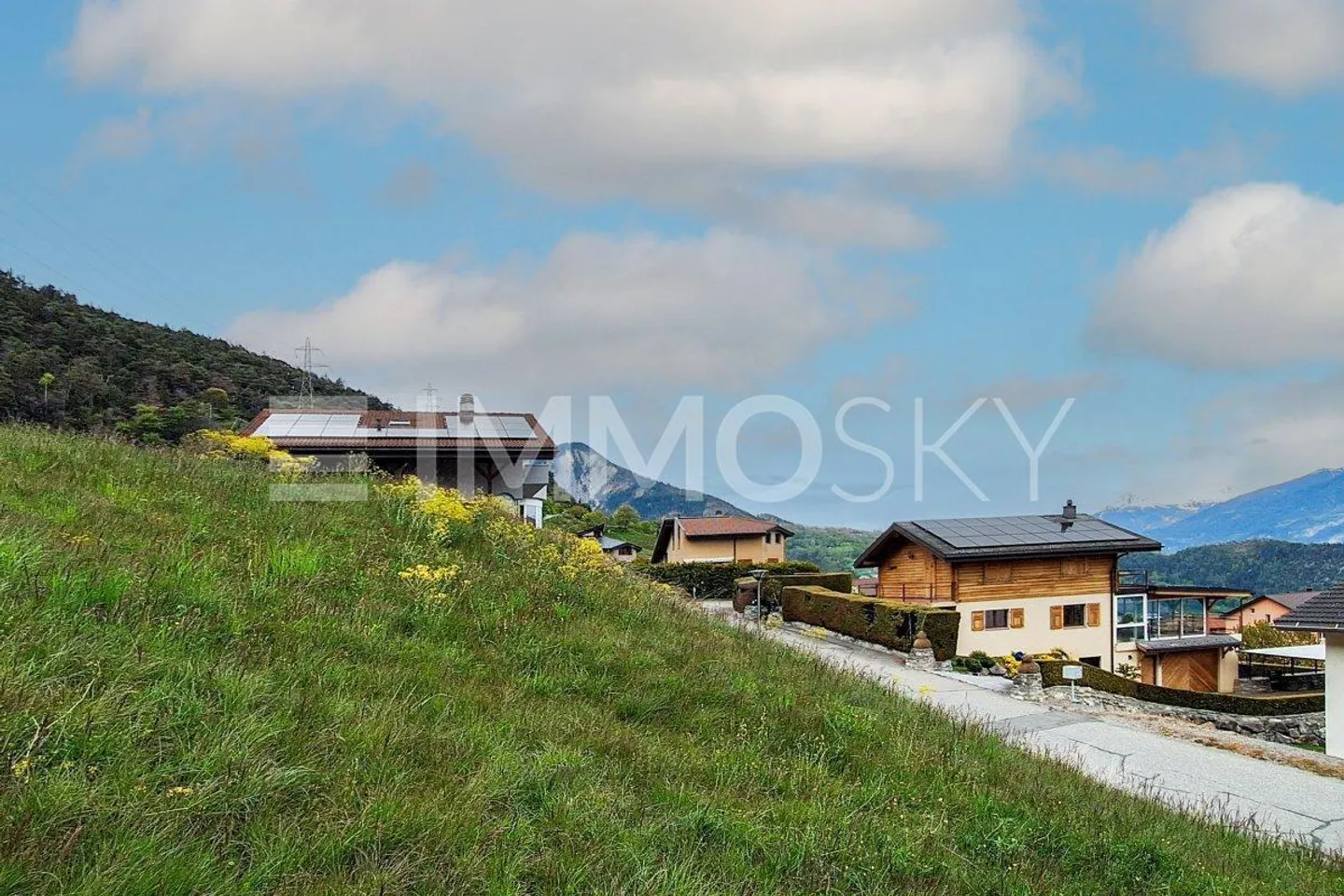 Terreno edificabile con vista e tranquillità - Foto 1 di 4