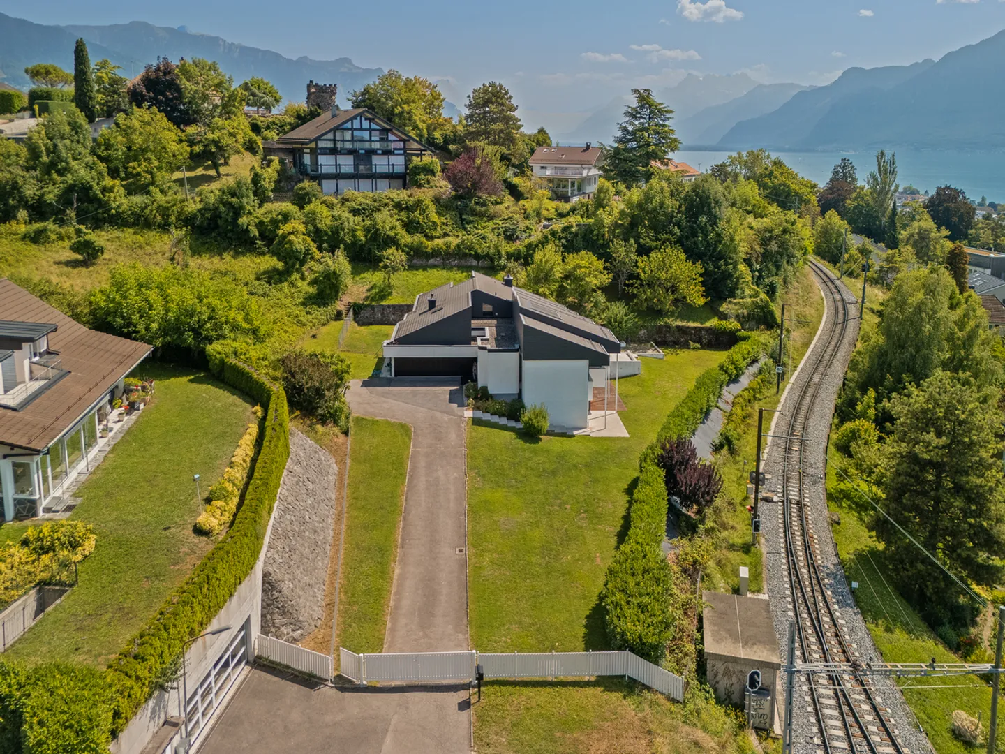 Unico! Magnifico immobile di architetto in una zona residenziale - Foto 17 di 17