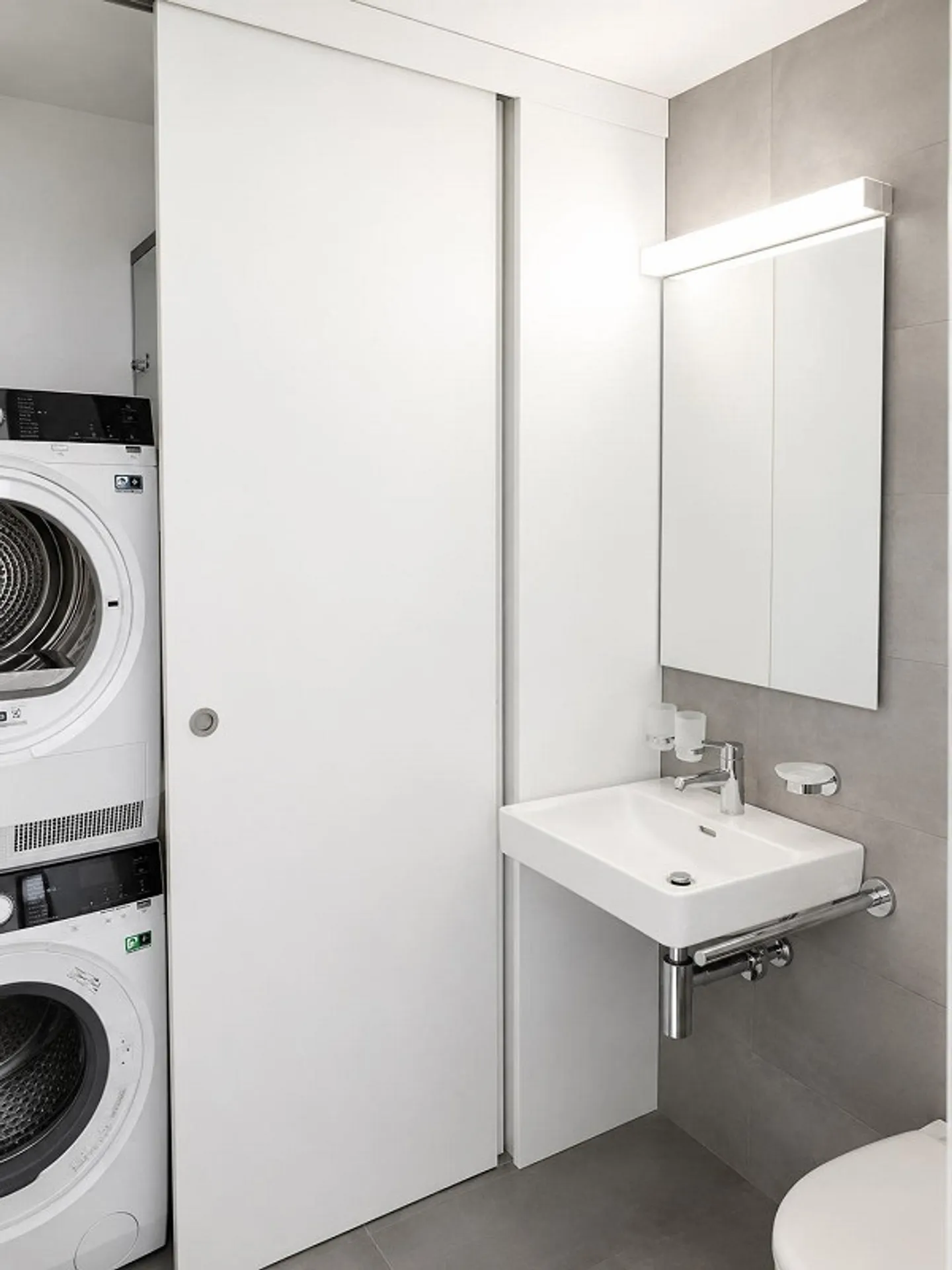 Appartement moderne de 3,5 pièces avec balcon - Photo 5 sur 8