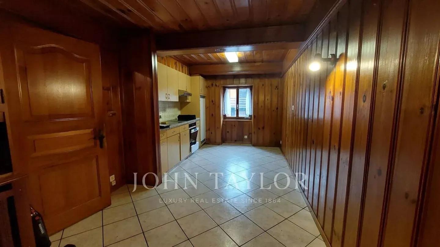 Opportunità - Triplex di 4 stanze da ristrutturare - Foto 3 di 11