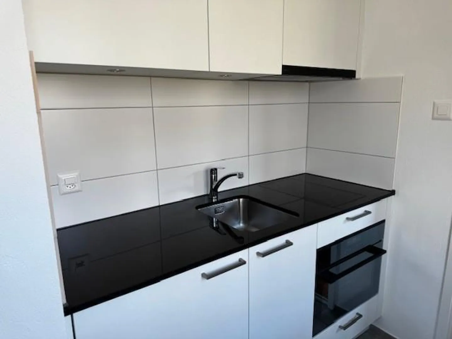 Appartamento di 1 locale appena ristrutturato - Foto 2 di 6