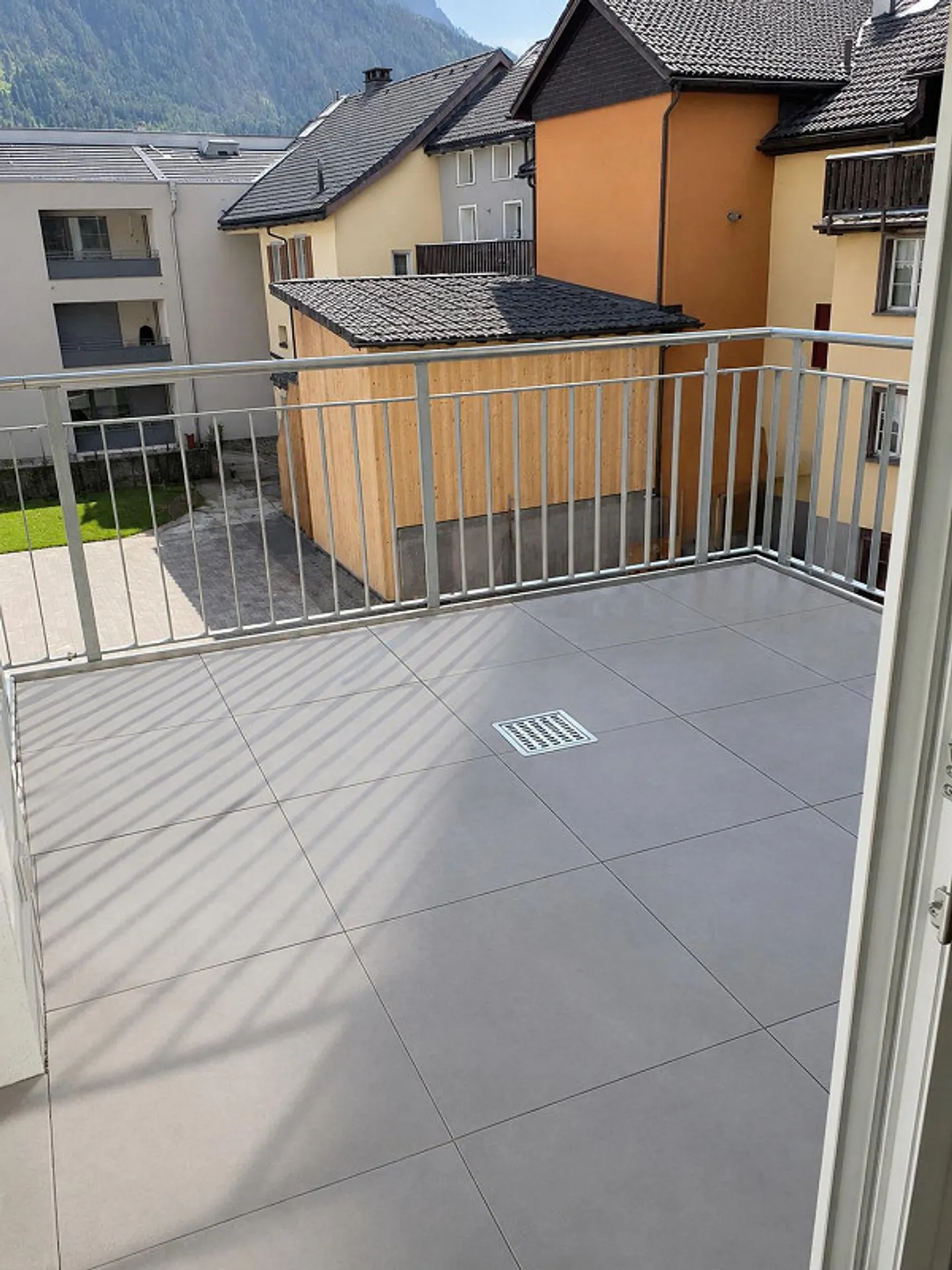 Appartement moderne de 3,5 pièces avec balcon - Photo 8 sur 8