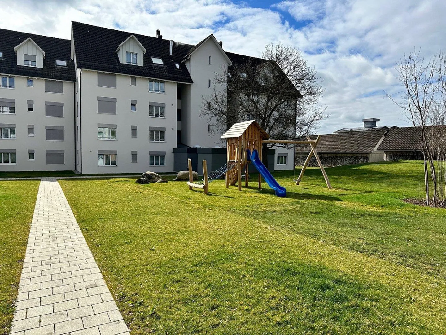 Appartement de 4,5 pièces central à louer - Photo 1 sur 6