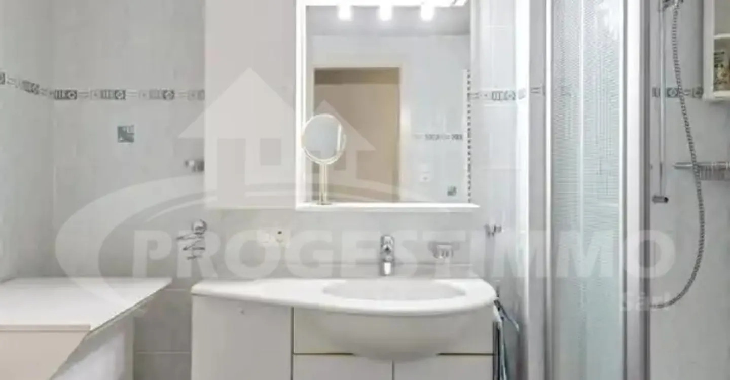 Appartamento in Stile Parigino - Foto 2 di 12