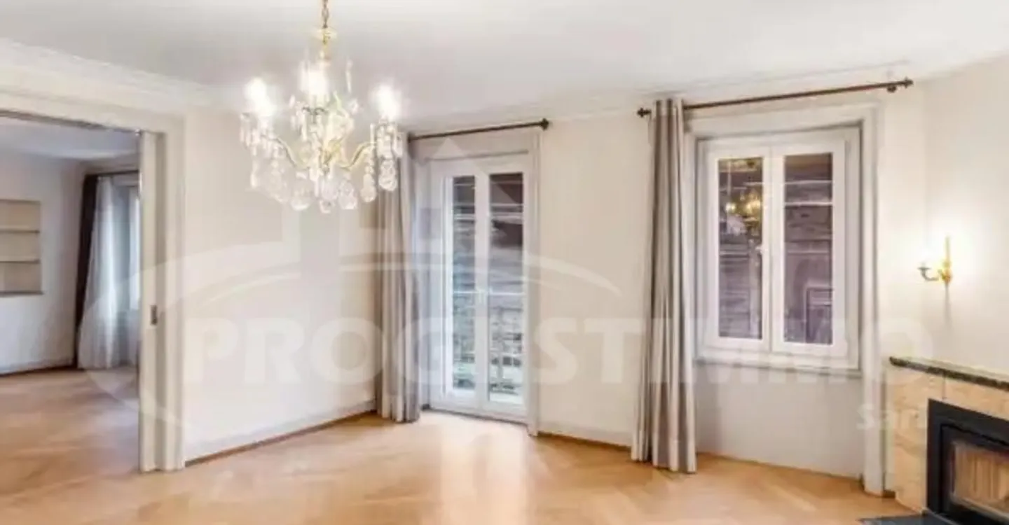 Appartamento in Stile Parigino - Foto 3 di 12