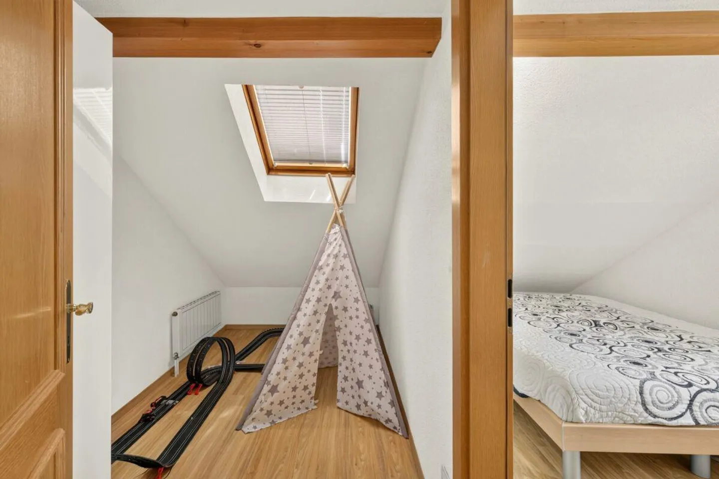 Vivre sur plusieurs niveaux - Appartement en duplex avec terrasse spacieuse - Photo 13 sur 22