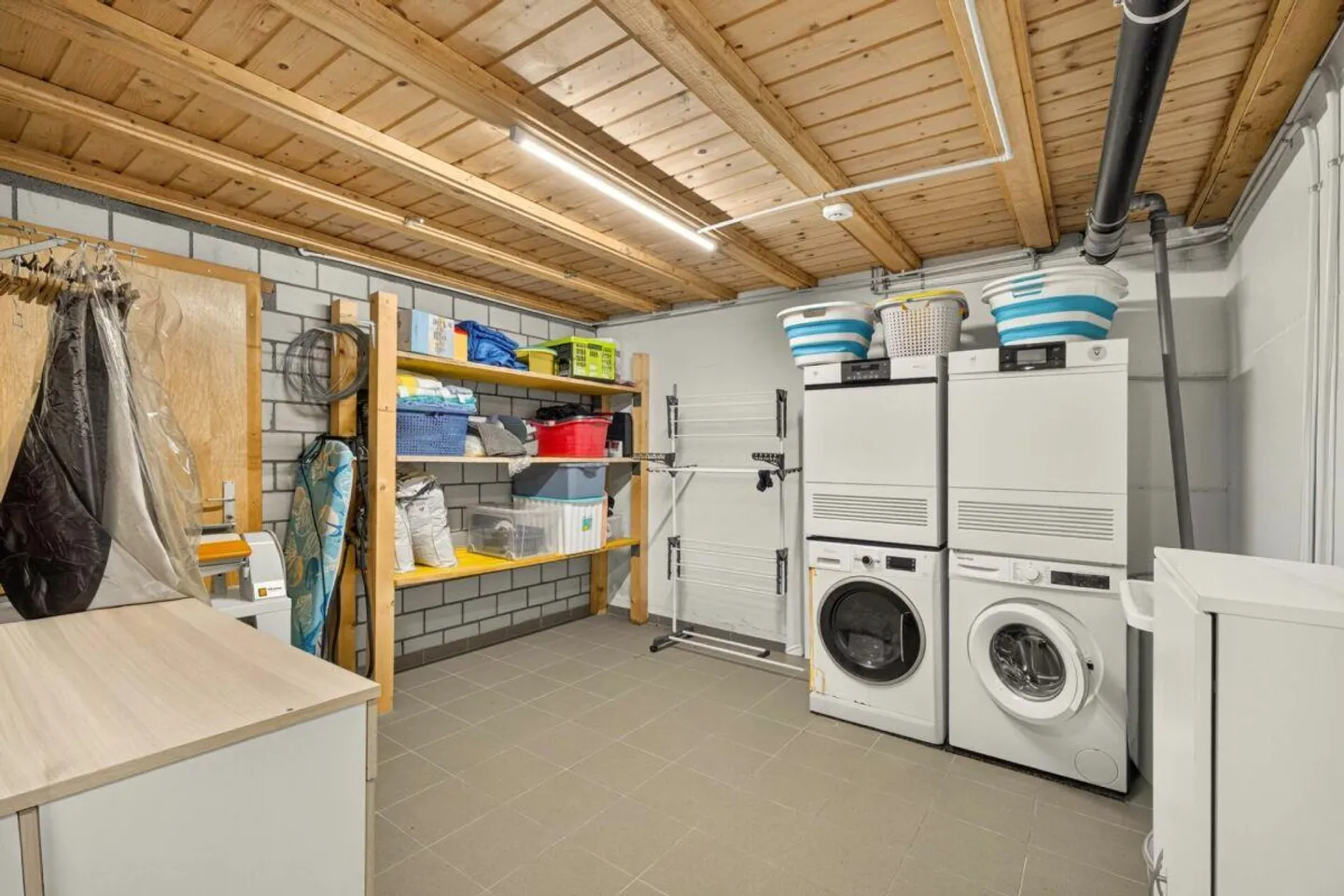 Vivre sur plusieurs niveaux - Appartement en duplex avec terrasse spacieuse - Photo 16 sur 22