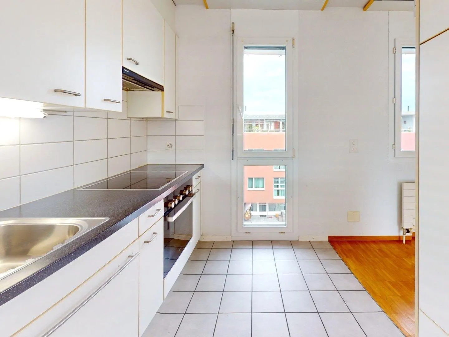 Modern Maisonette with Terrace - Photo 8 of 12