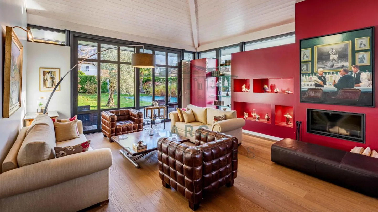 VESSY - CHARMING ARCHITECT HOUSE WITH SWIMMING POOL - Photo 3 of 6