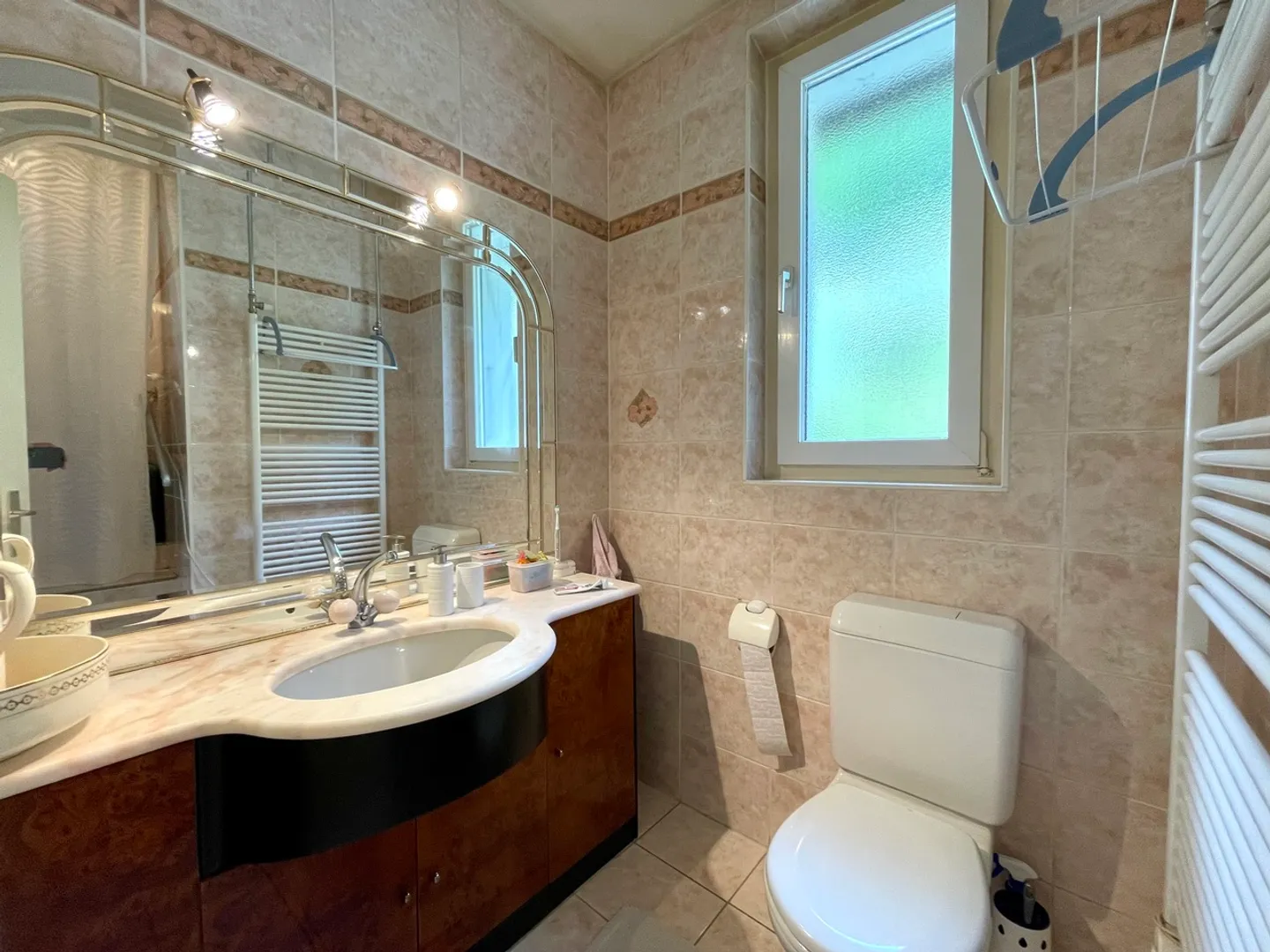 HAUS MIT ZWEI WOHNUNGEN - Foto 10 von 14