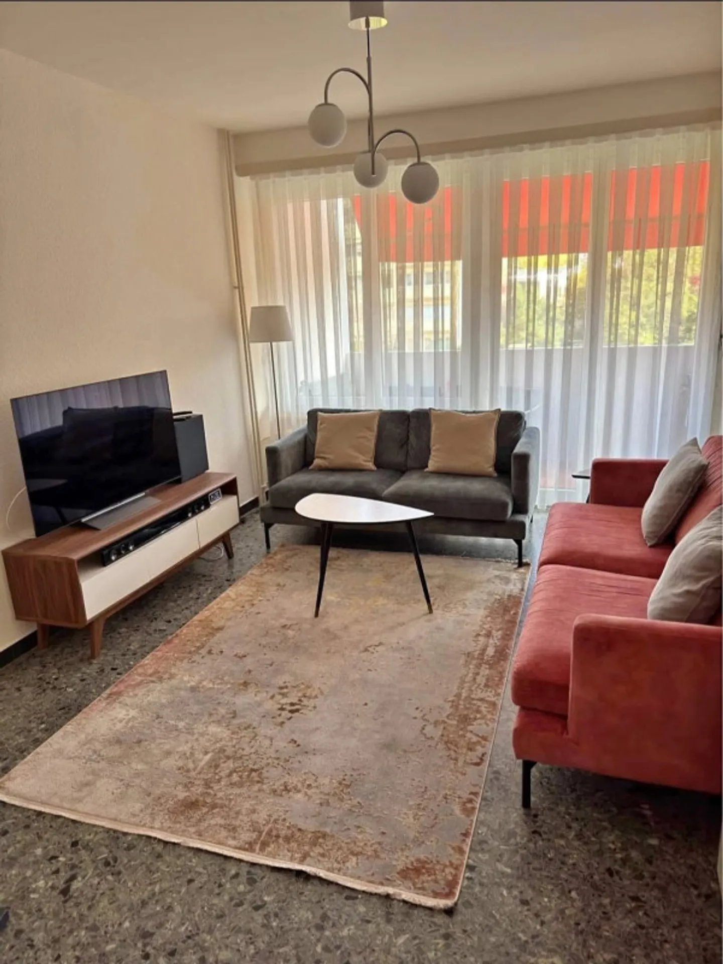 Appartement 4,5 pièces situé à Thônex - Photo 1 sur 8
