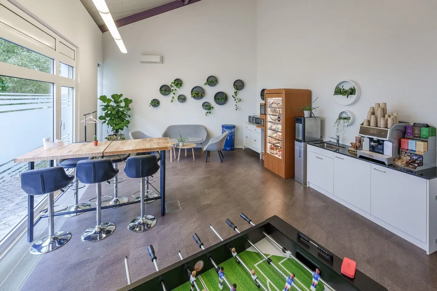 Attractive, developed office space in a central location in Wallisellen - Photo 7 of 12