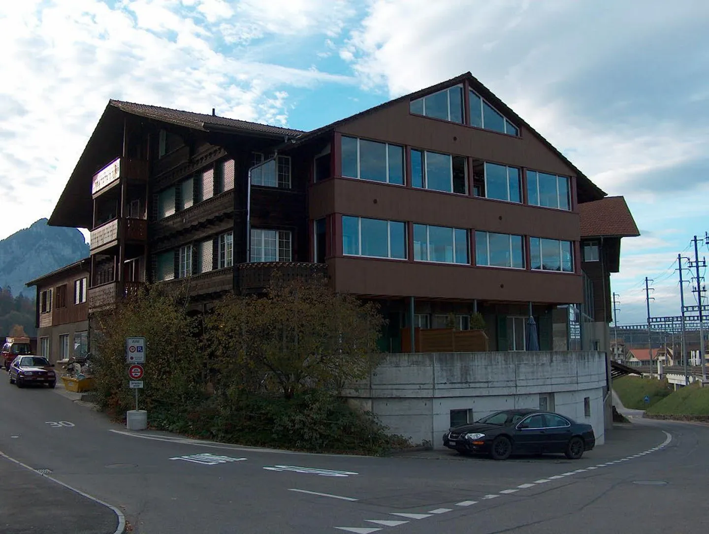 "Charmante 1.5-Zimmer-Wohnung in Spiez" - Foto 1 von 8