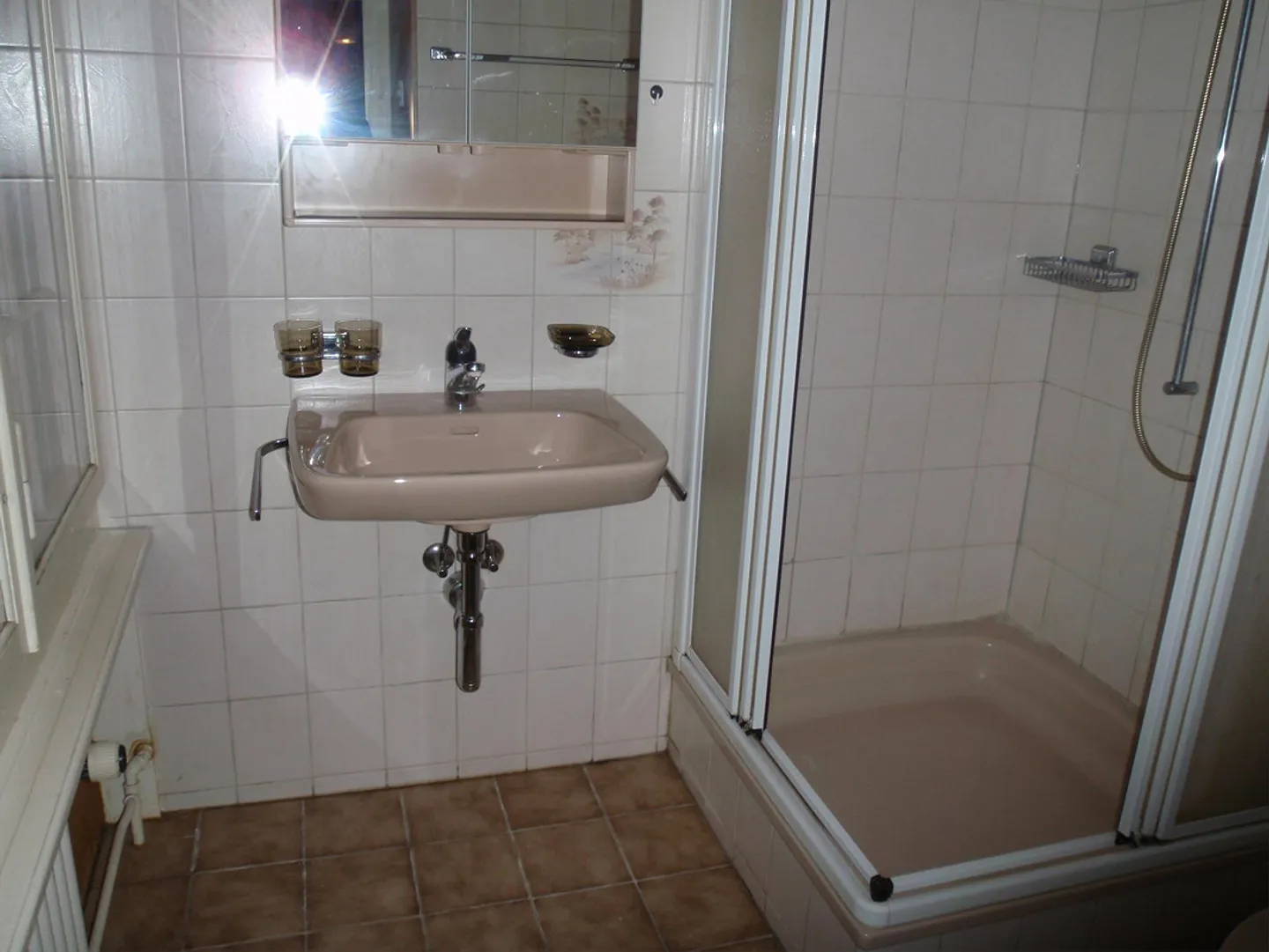 "Charmante 1.5-Zimmer-Wohnung in Spiez" - Foto 5 von 8