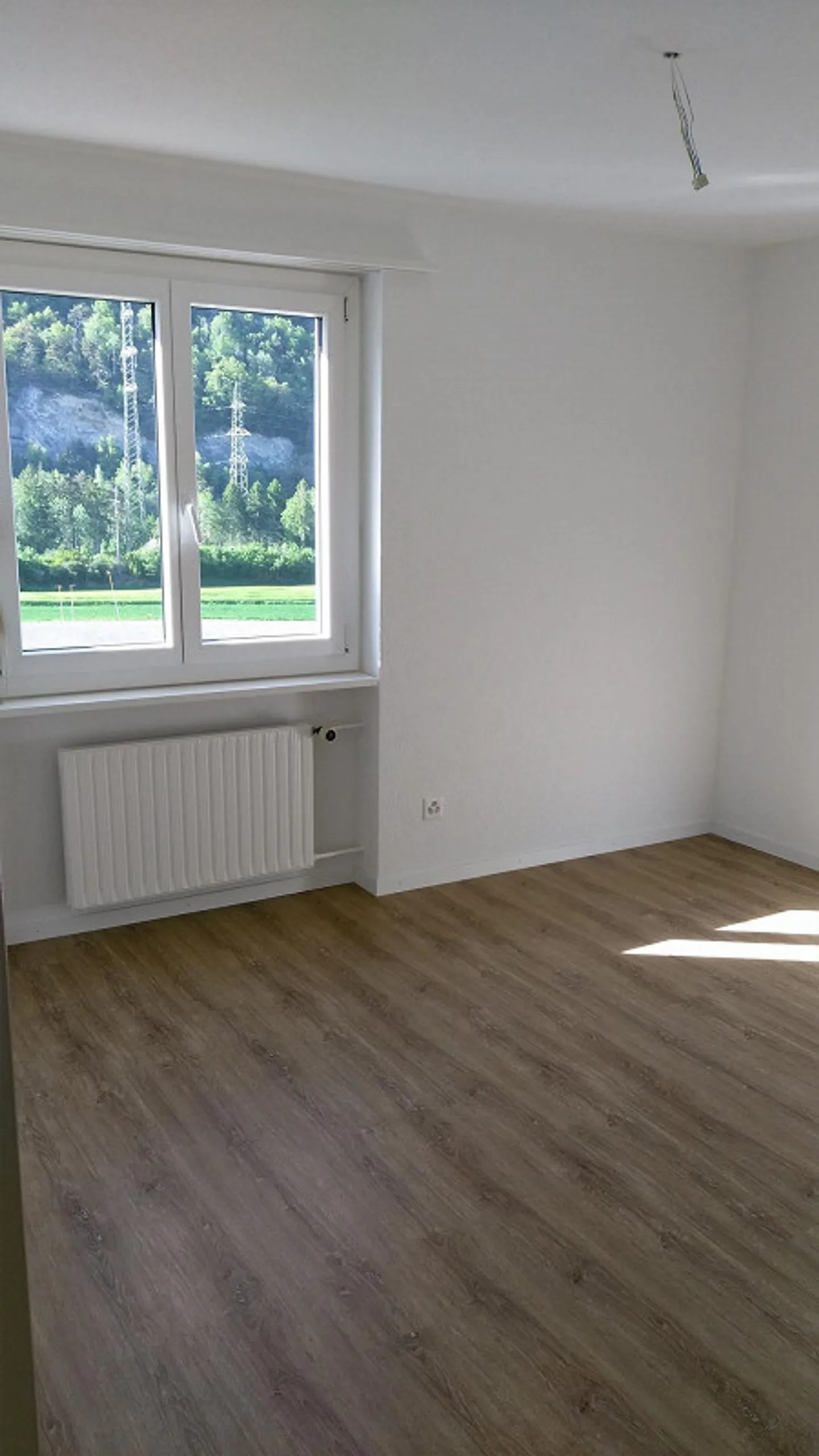 Grosszügige 4.5-Zimmerwohnung - Foto 1 von 6