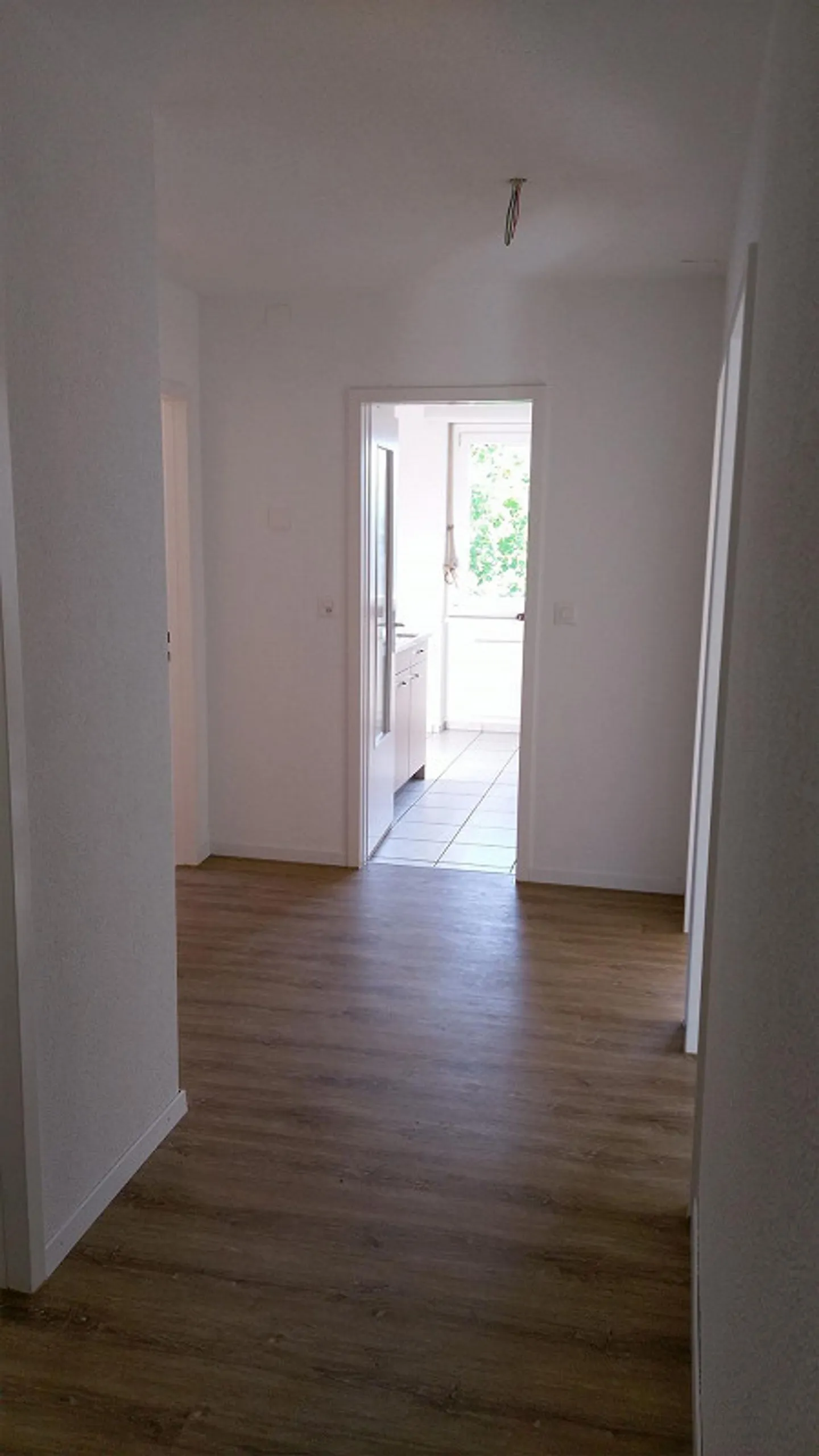Grosszügige 4.5-Zimmerwohnung - Foto 2 von 6
