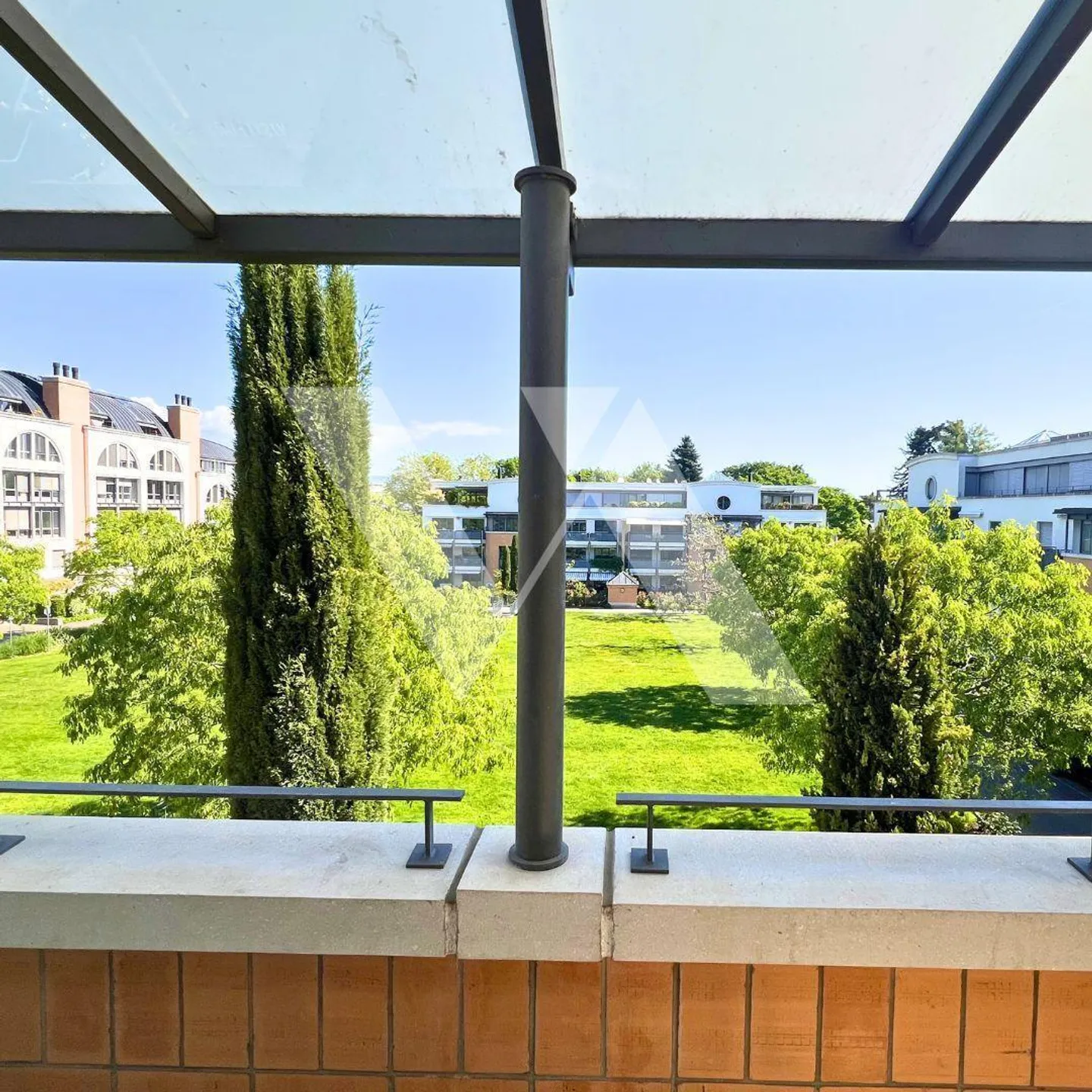 For rent - 2.5 room apartment with beautiful terrace in a quiet area - Photo 2 of 2