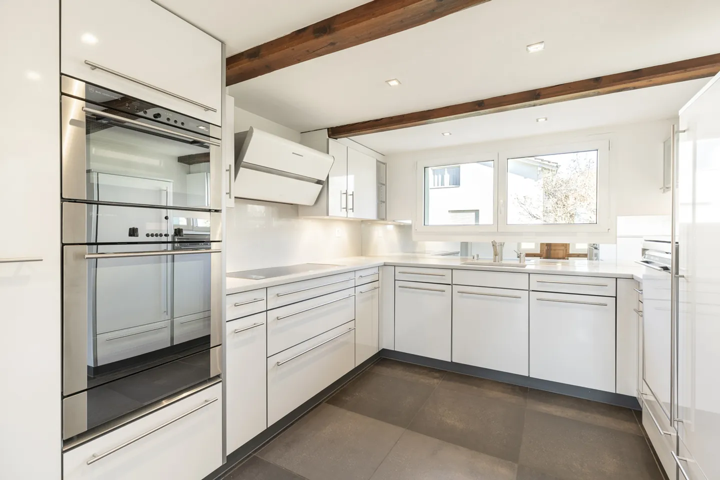 Charming and rural living for the whole family - Photo 3 of 7