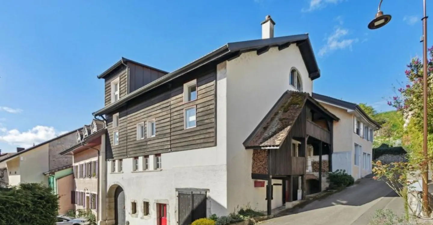 Einzigartiges Charakterhaus in Montagny - Foto 2 von 10