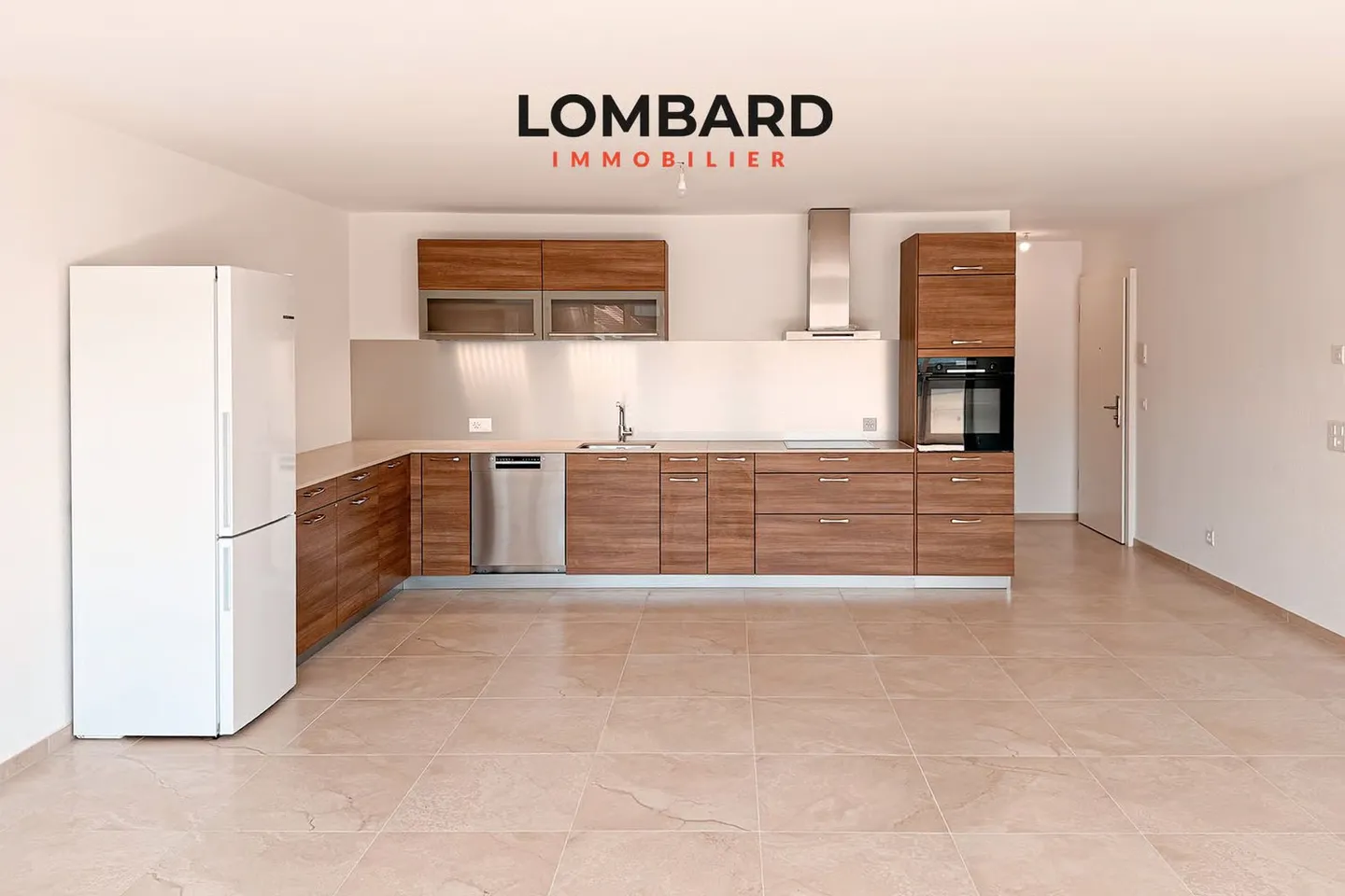 New penthouse with large terrace - Photo 4 of 9