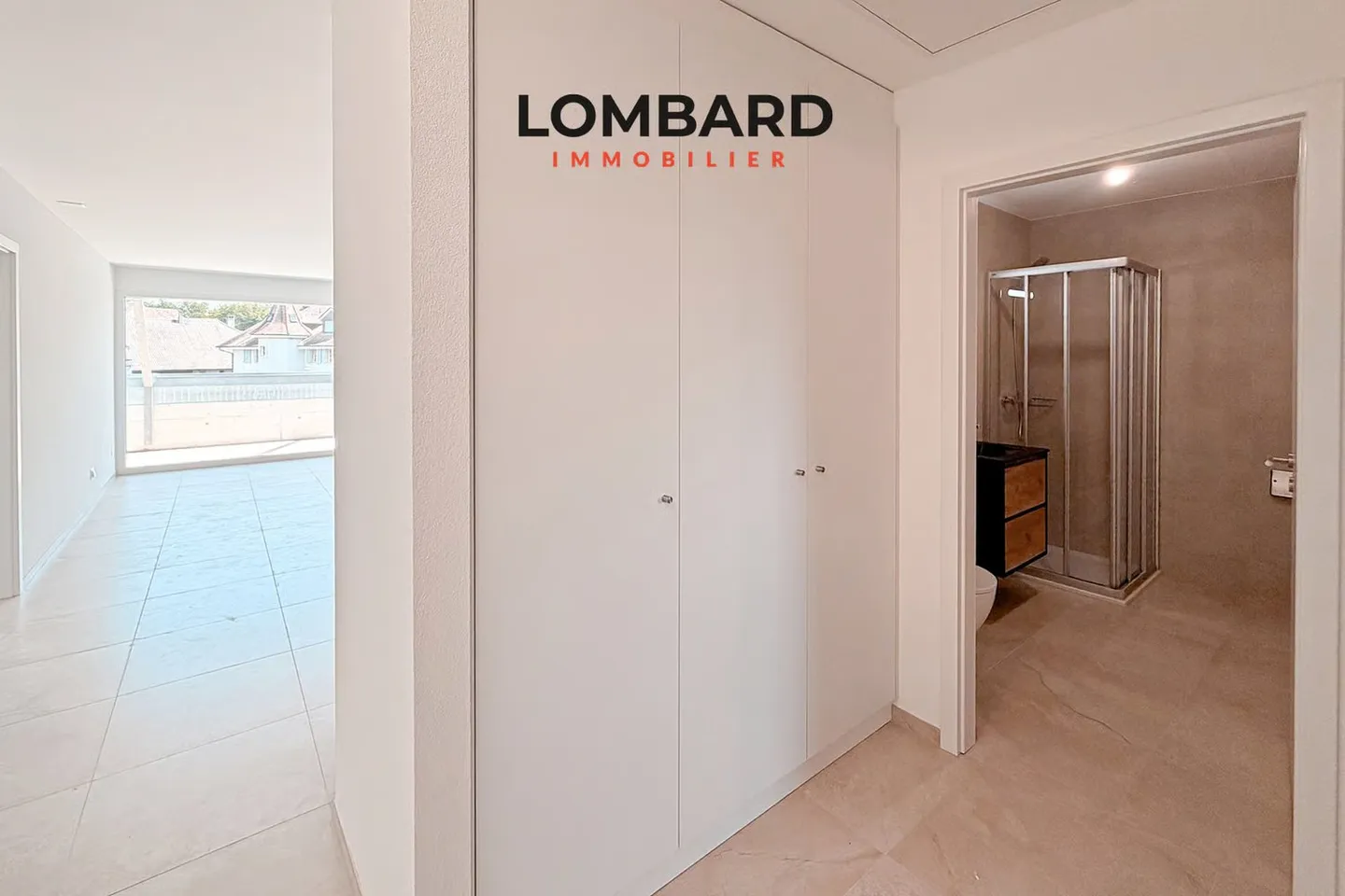 New penthouse with large terrace - Photo 5 of 9