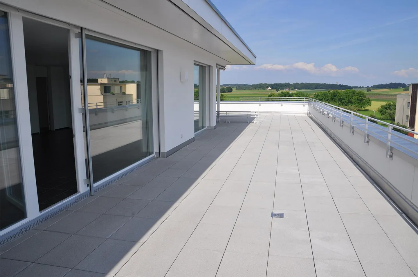 Modern 3.5-room penthouse apartment in Minergie house - Photo 5 of 8