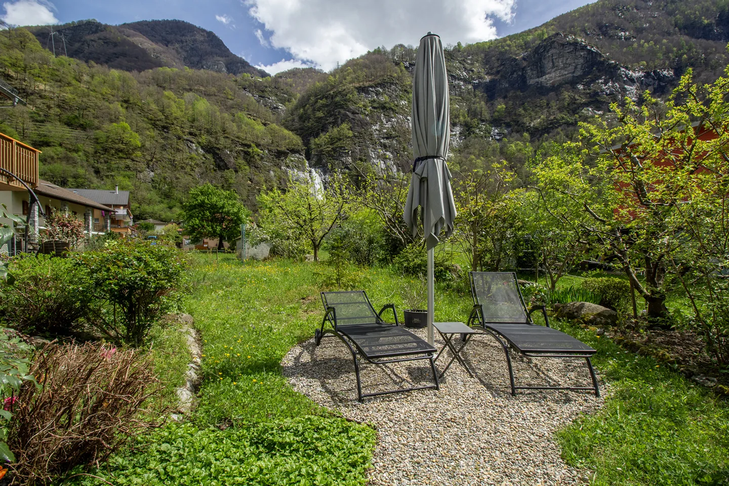Comfortable second home with private garden - Photo 13 of 13