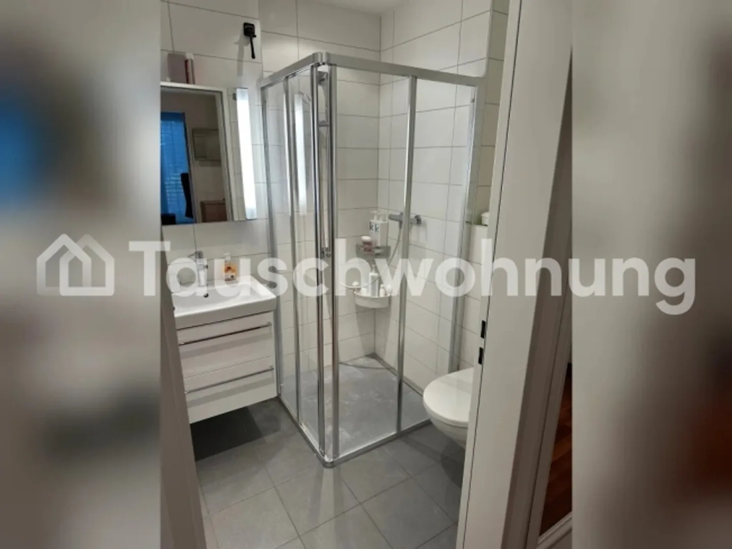 Appartamento luminoso di 4,5 stanze con vista sul verde ad Aesch - Foto 8 di 12