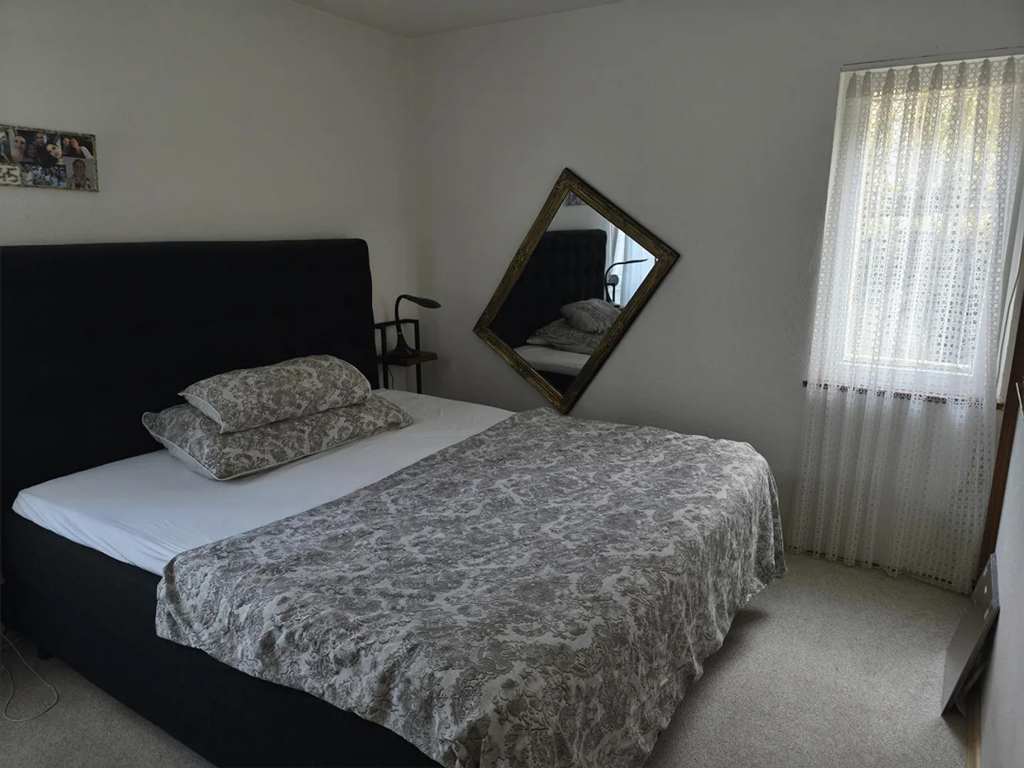 Fully furnished cozy 3-room apartment with balcony in a quiet location - Photo 4 of 11