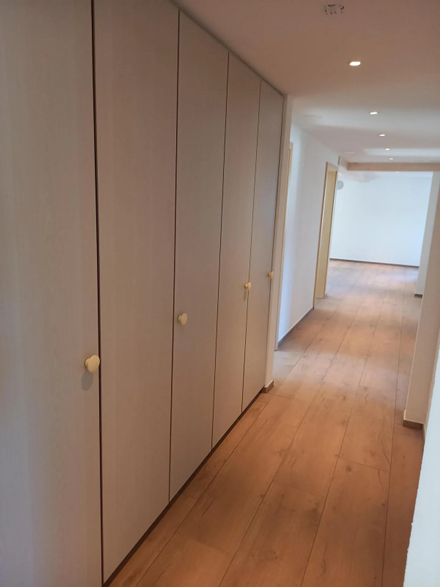 Newly renovated, attractive, bright 5.5-room garden apartment - Photo 7 of 8