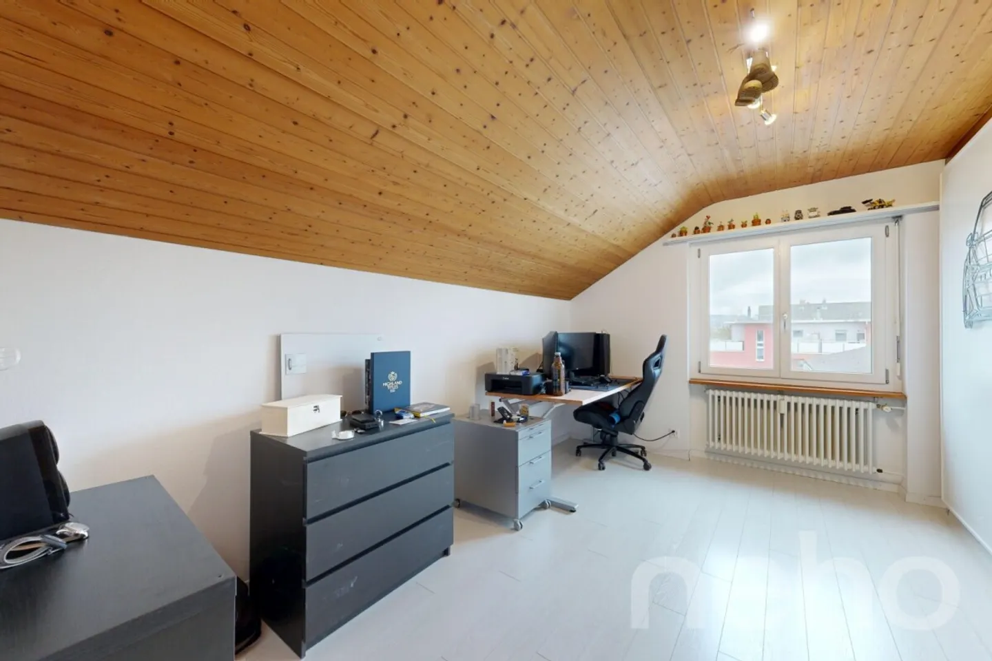 Appartement sous les toits spacieux près de l'Emme - Photo 8 sur 12
