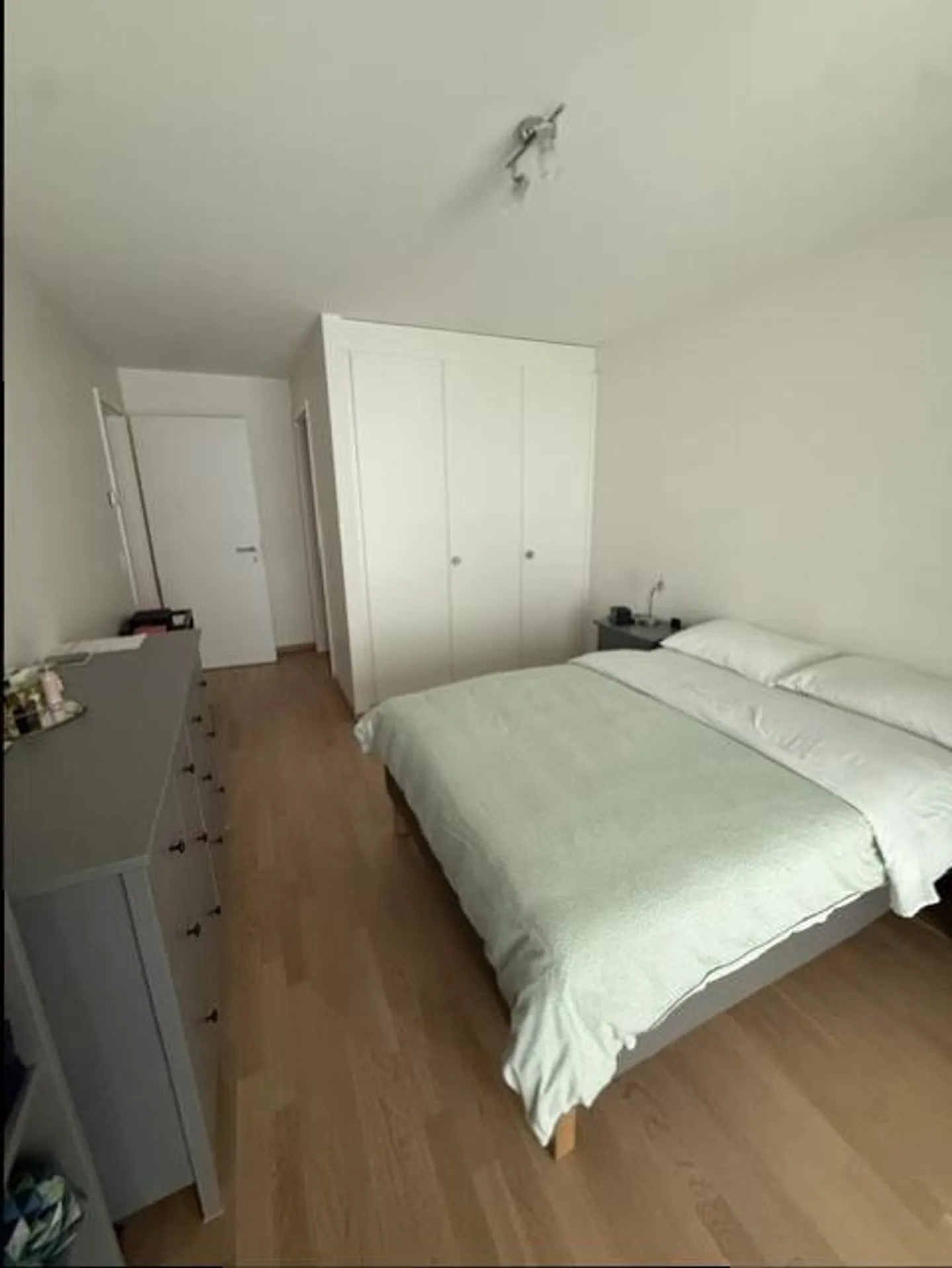 Zu vermieten - 4,5-Zimmer-Wohnung mit Loggia und Wintergarten in Nyon - Foto 5 von 6