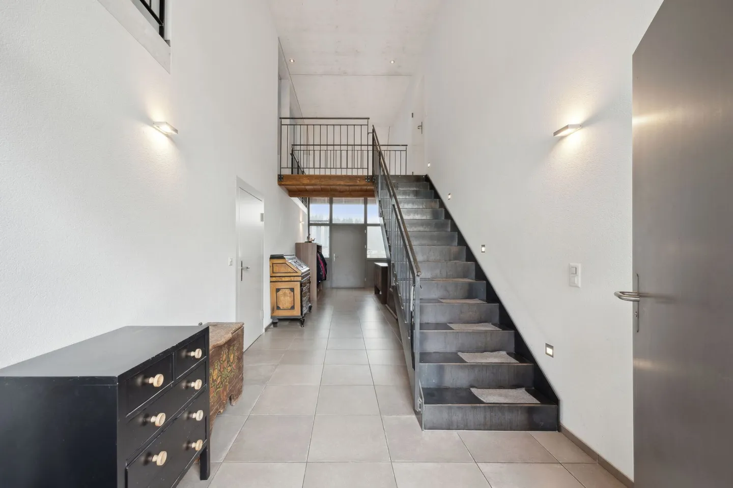 EQUESTRIAN PROPERTY WITH TWO RESIDENTIAL UNITS AND THE POSSIBILITY FOR INDIVIDUAL HORSE KEEPING - Photo 7 of 15