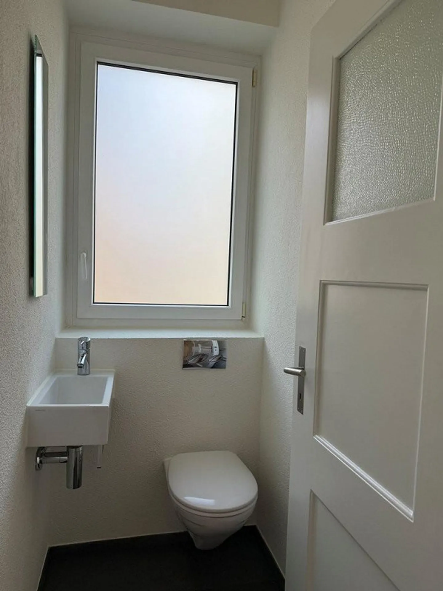 Newly renovated 4-room apartment for rent in Zurich Wiedikon - Photo 9 of 10