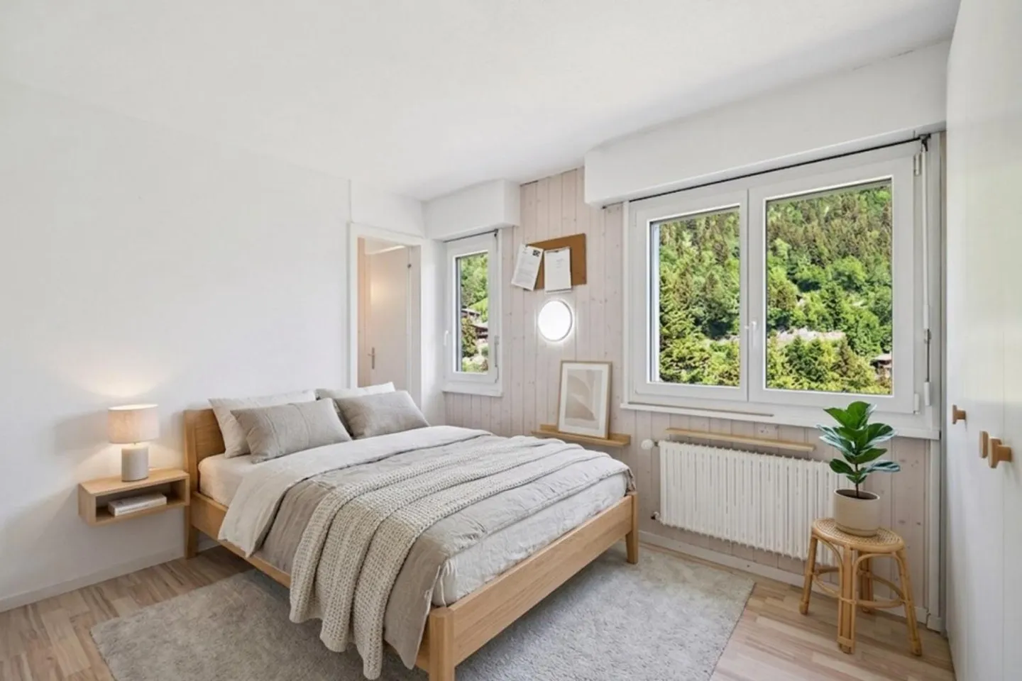 Two and a half room apartment with two bathrooms and passage - Photo 7 of 11