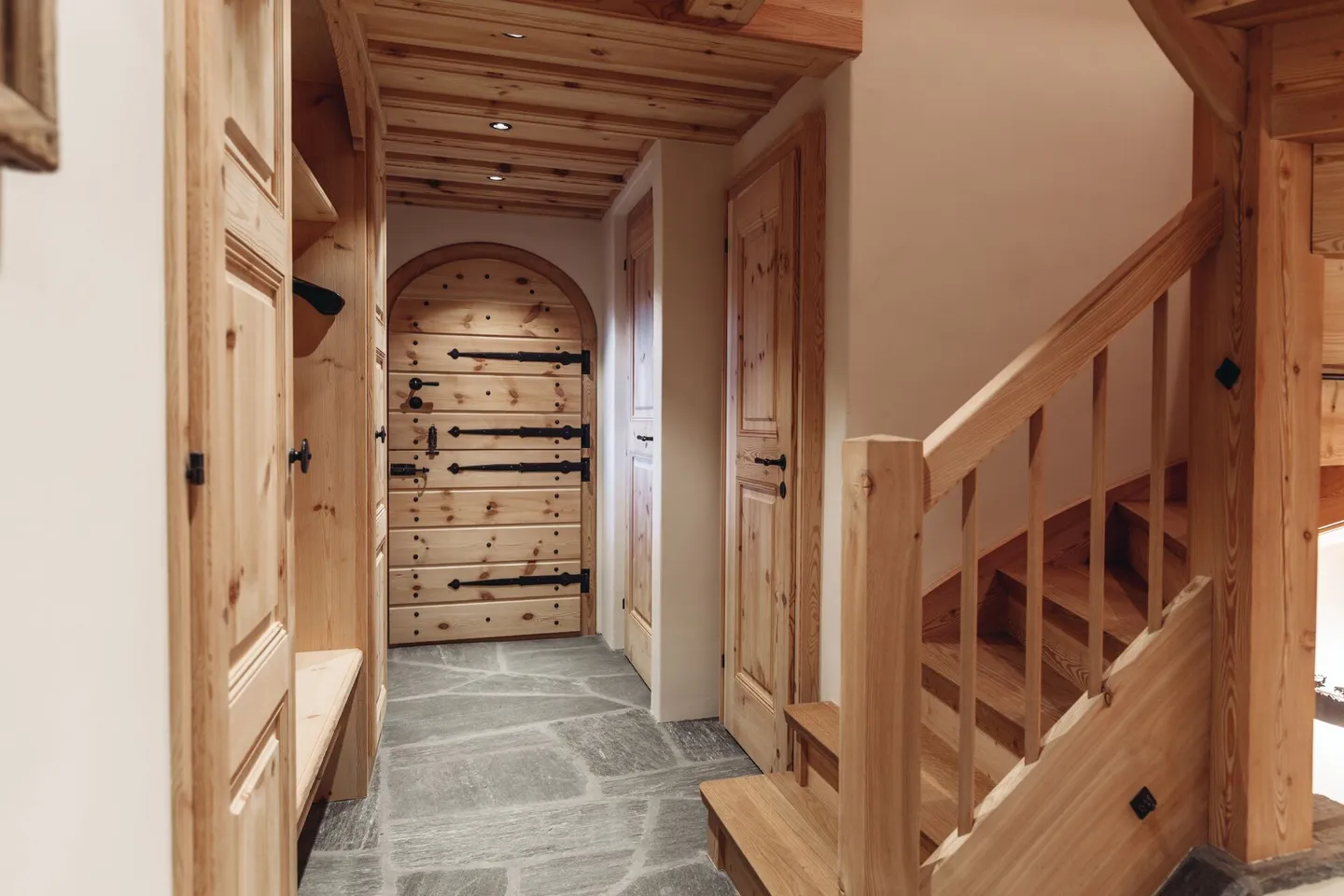 NUOVA COSTRUZIONE Casa MAISSEN di 6.5 locali "Casas Ual" (Residenza PRIMARIA) in posizione residenziale idilliaca a Ladir - Foto 9 di 14