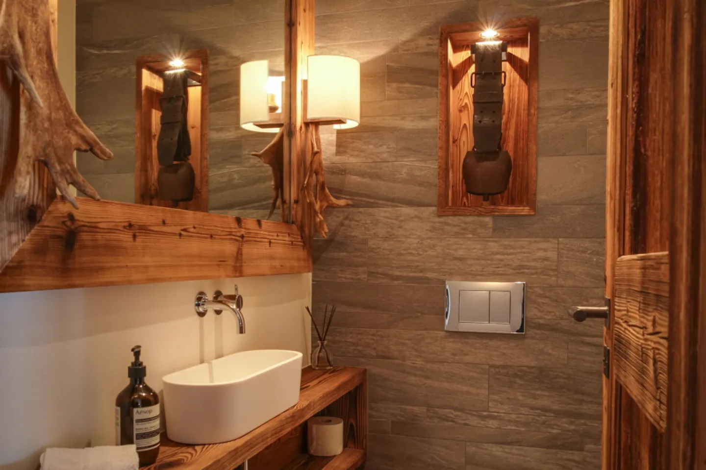 NUOVA COSTRUZIONE Casa MAISSEN di 6.5 locali "Casas Ual" (Residenza PRIMARIA) in posizione residenziale idilliaca a Ladir - Foto 13 di 14