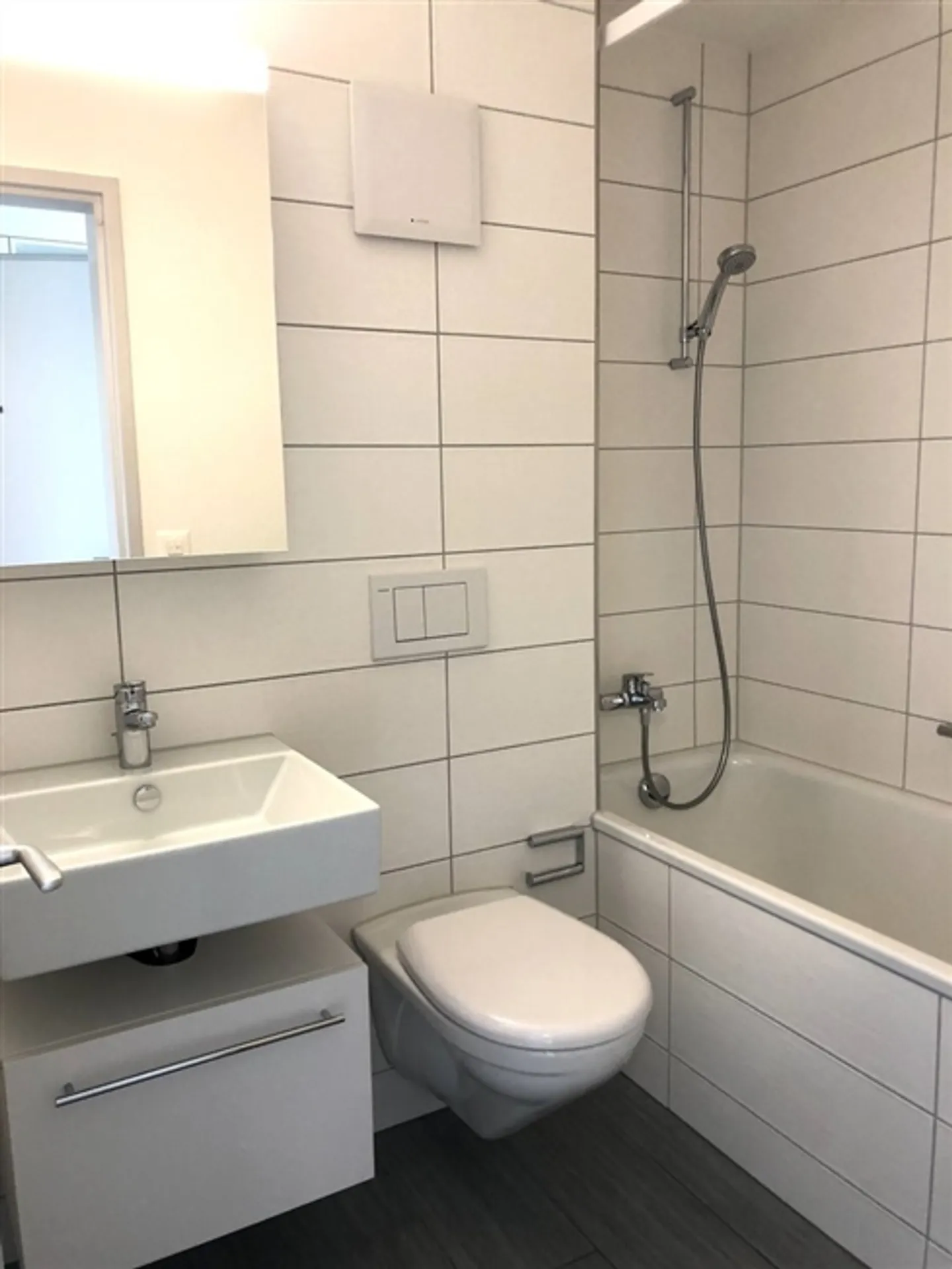 Beautiful Studio in Pestalozzipark - Photo 4 of 6