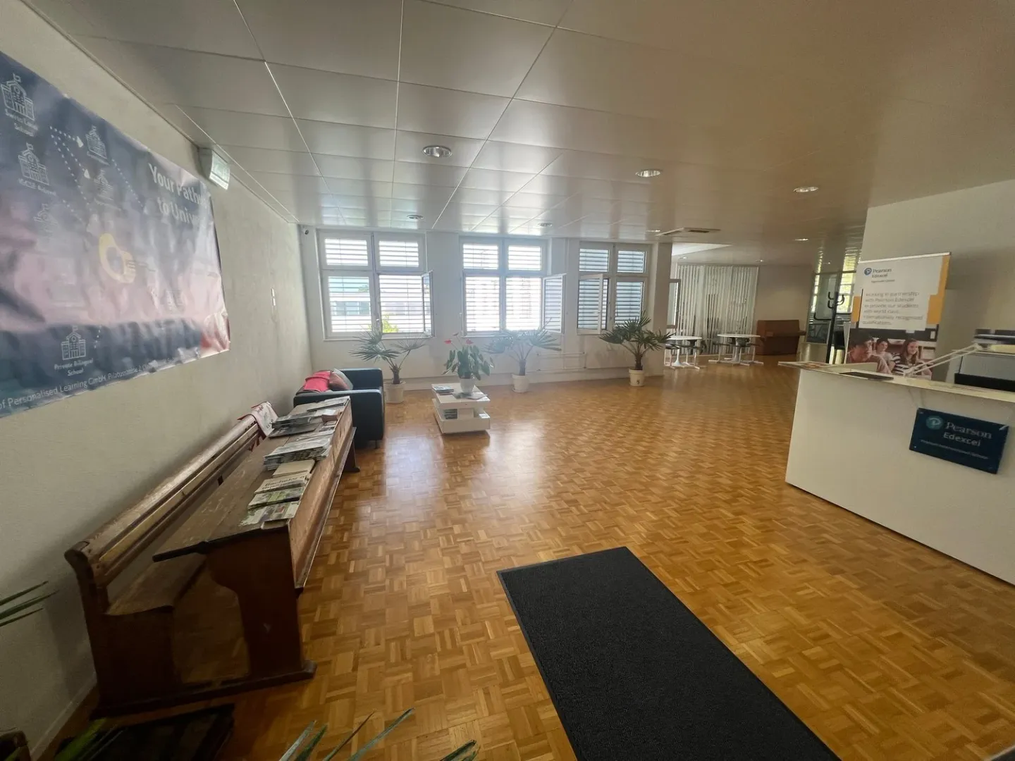 Spazio commerciale esclusivo in posizione centrale - La tua chiave per il successo! - Foto 2 di 28