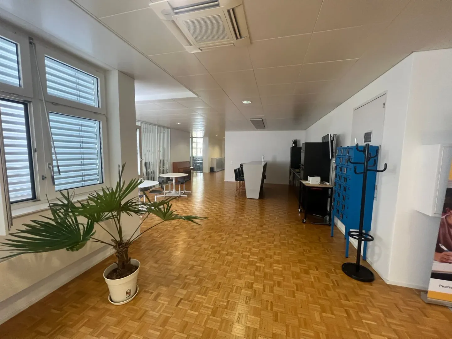 Spazio commerciale esclusivo in posizione centrale - La tua chiave per il successo! - Foto 4 di 28