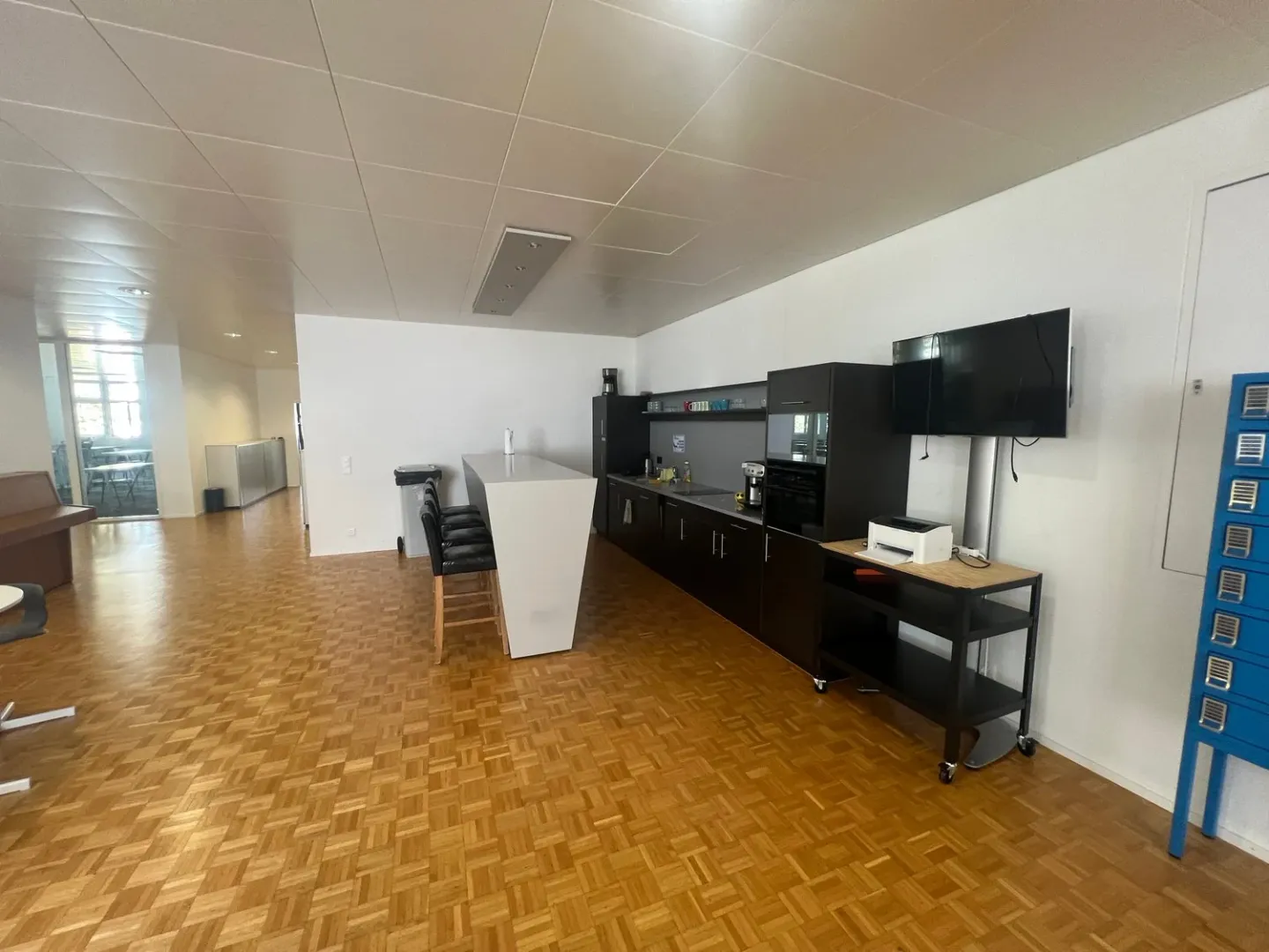 Spazio commerciale esclusivo in posizione centrale - La tua chiave per il successo! - Foto 6 di 28