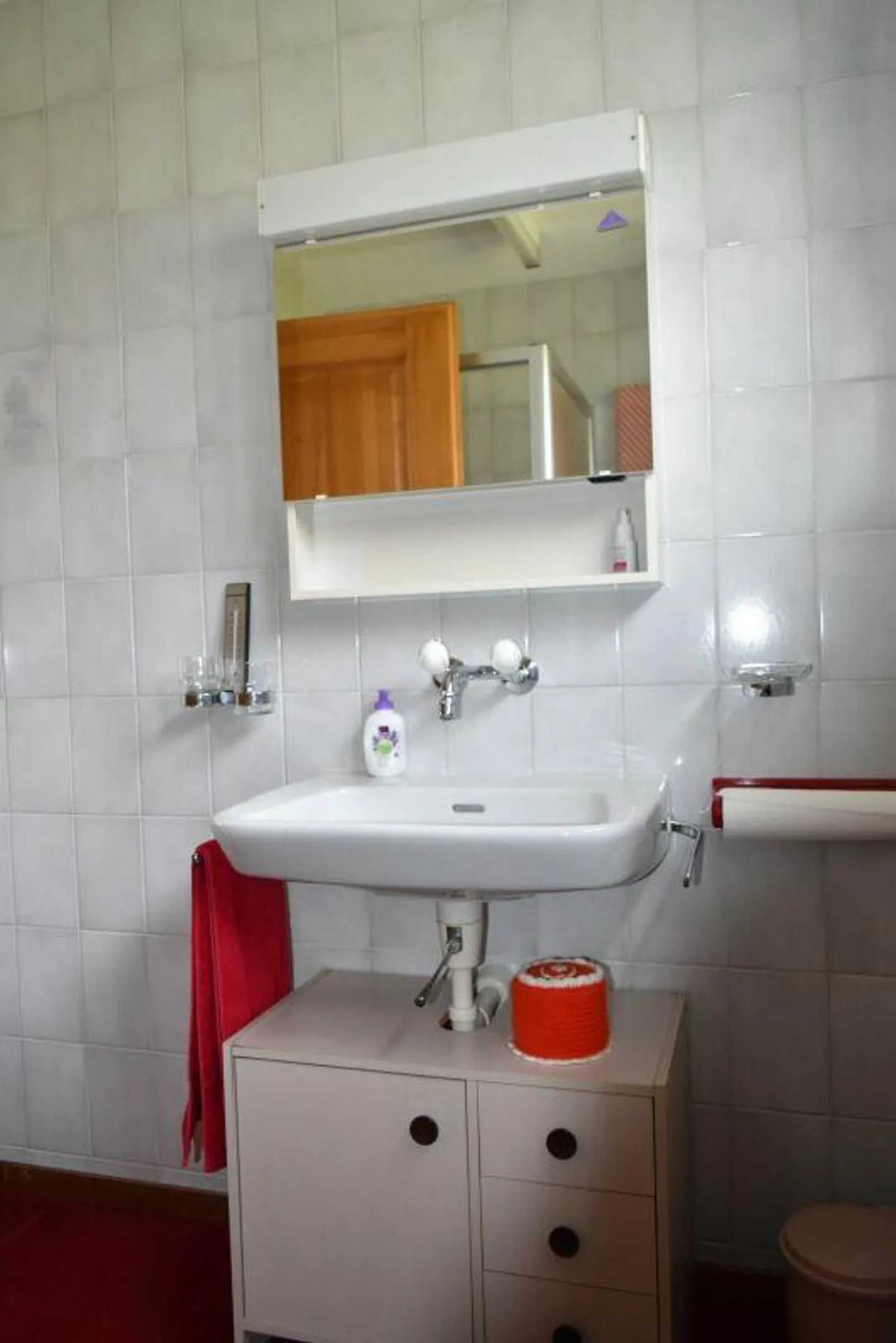 Affascinante casa familiare con potenziale - Foto 8 di 9