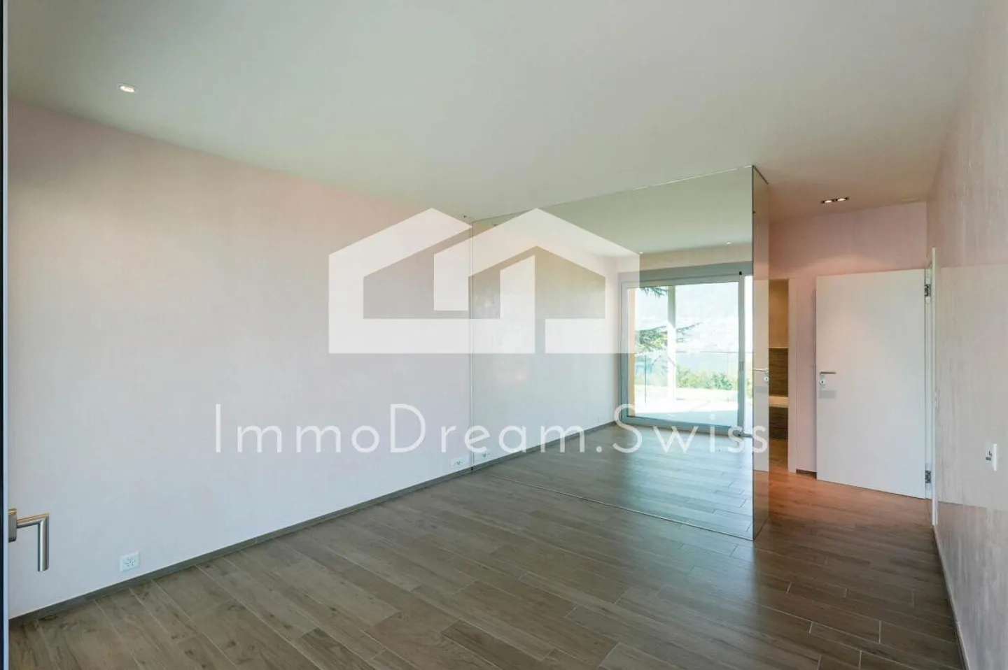 Modernes Penthouse mit atemberaubender Aussicht - Foto 8 von 12