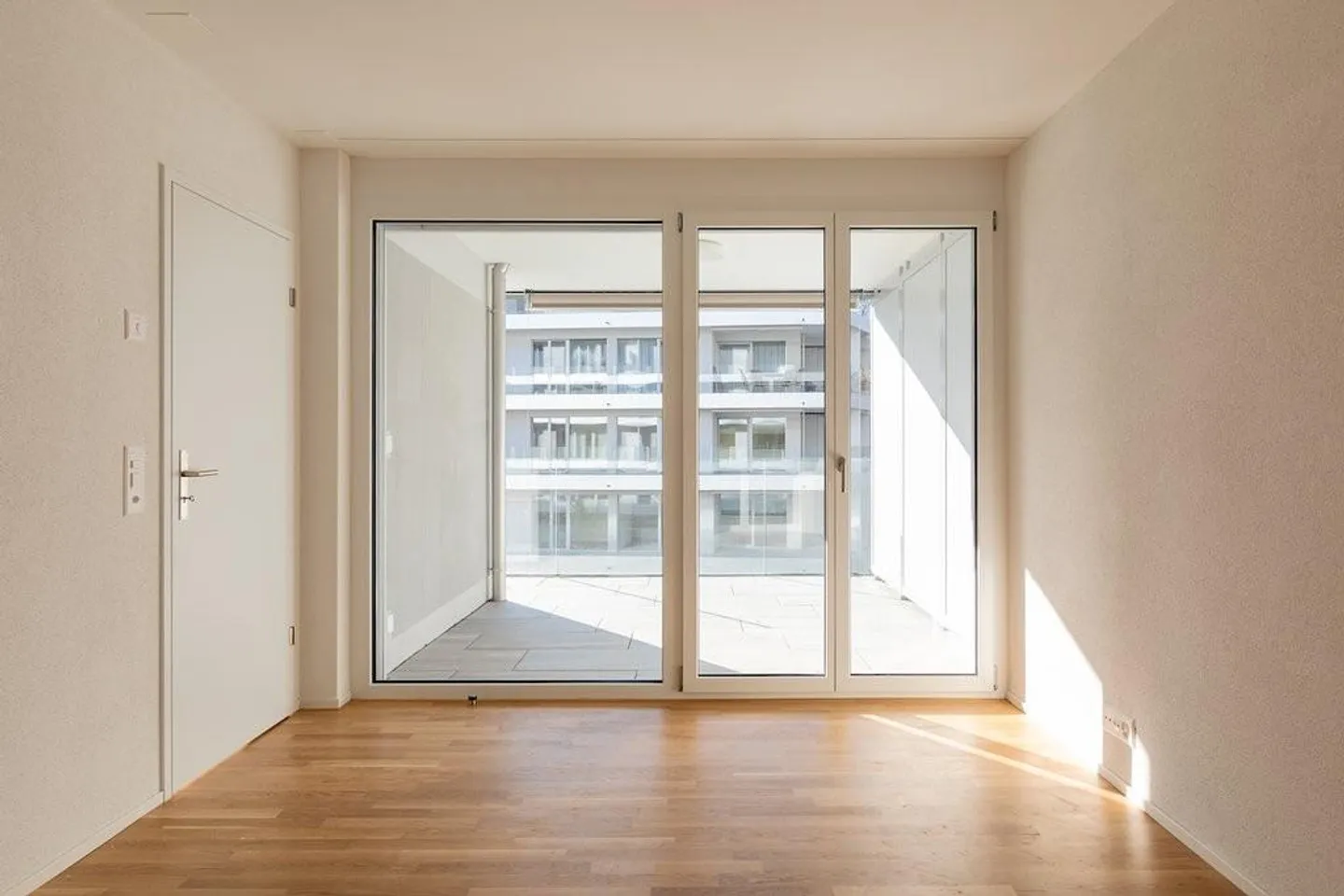 Modernes Appartement Nähe See - Foto 6 von 8