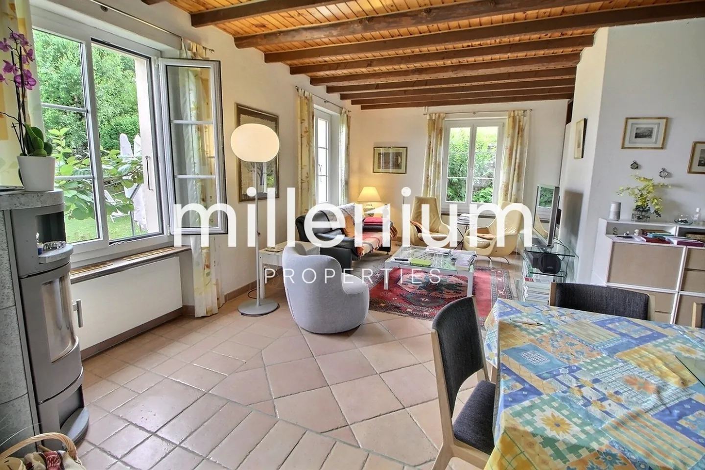 Beautiful apartment with garden and lake view in Lausanne - Photo 3 of 6
