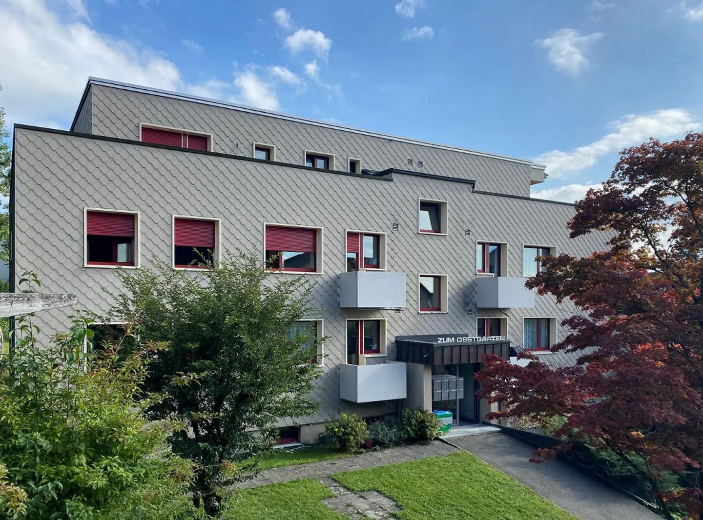 Lichtdurchflutet, geräumig und zentral - Foto 1 von 9