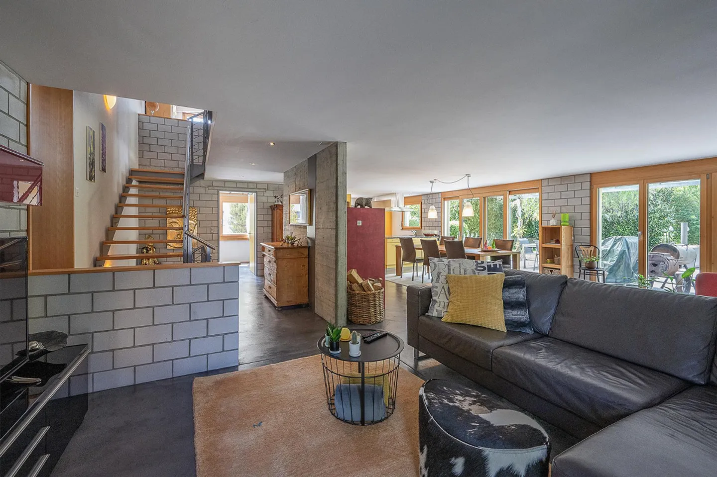 Geräumiges Einfamilienhaus in Henau - Foto 5 von 16