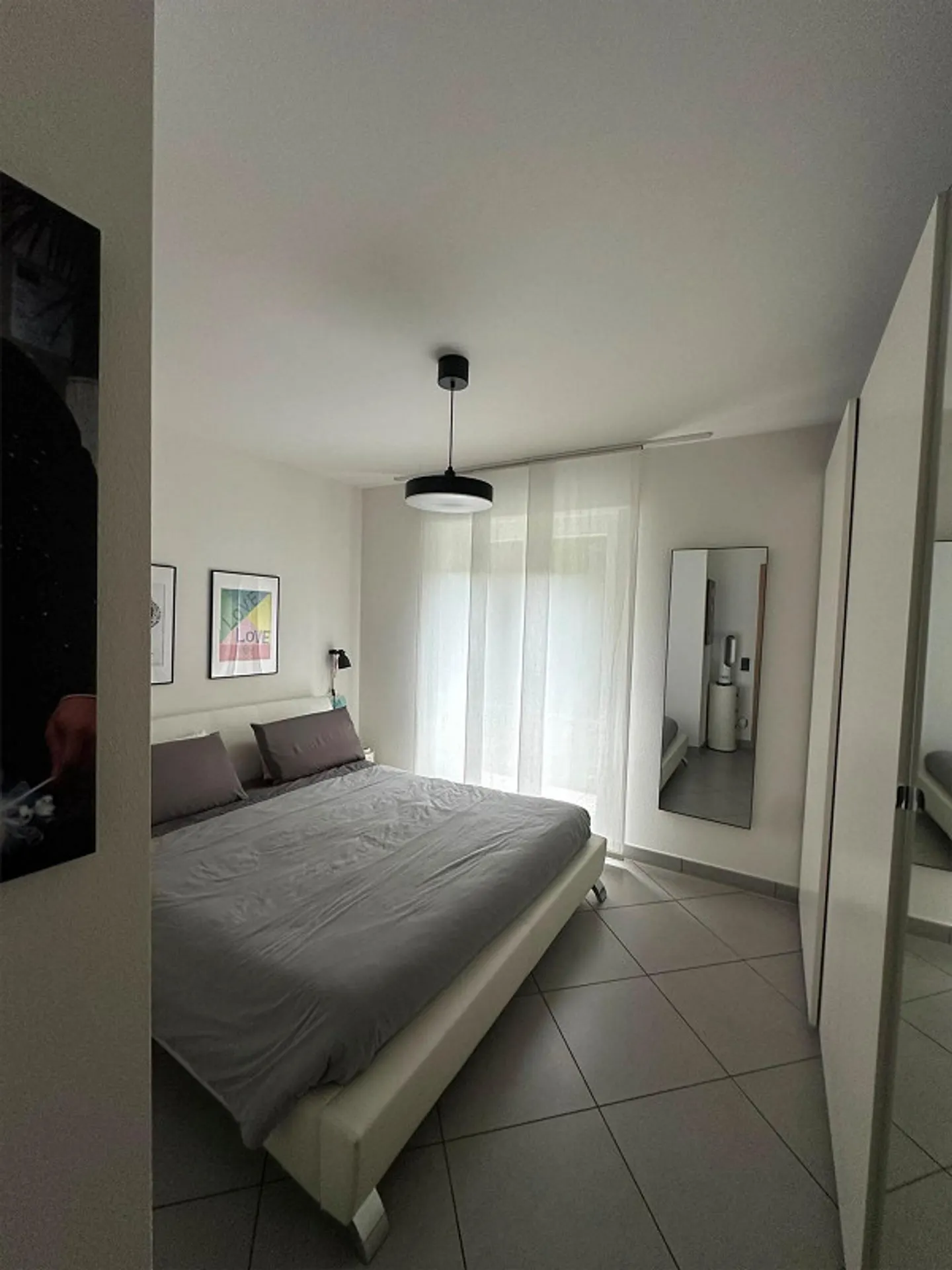 Appartamento moderno con giardino - Foto 10 di 15