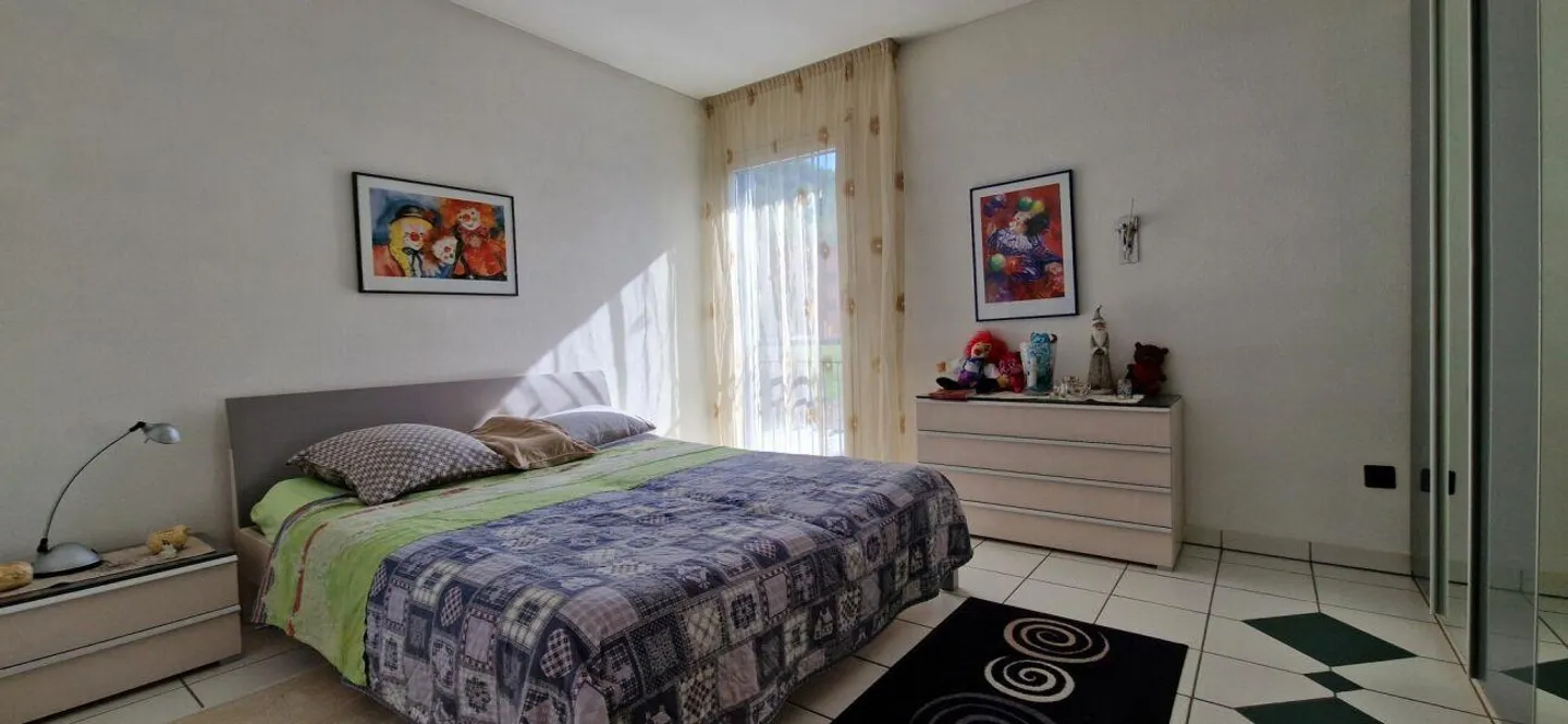 Casa unifamiliare indipendente e ben curata con piscina - Foto 14 di 20